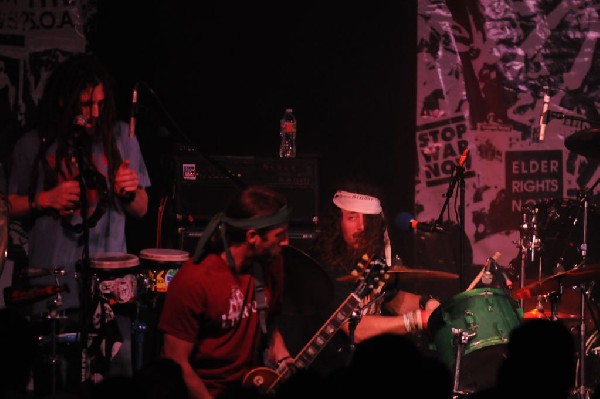 Full Service at La Zona Rosa, Austin Texas 03/05/2010