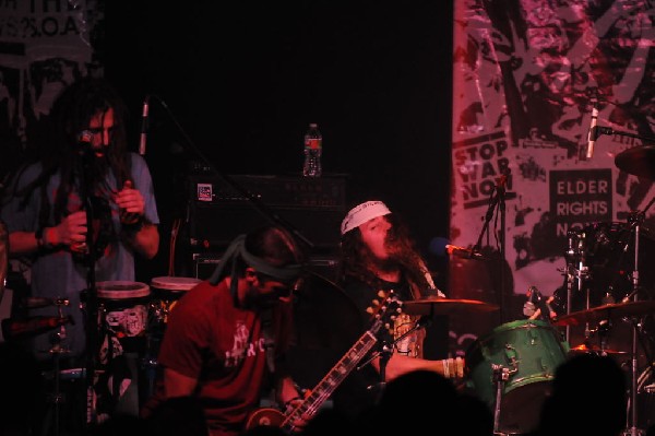 Full Service at La Zona Rosa, Austin Texas 03/05/2010