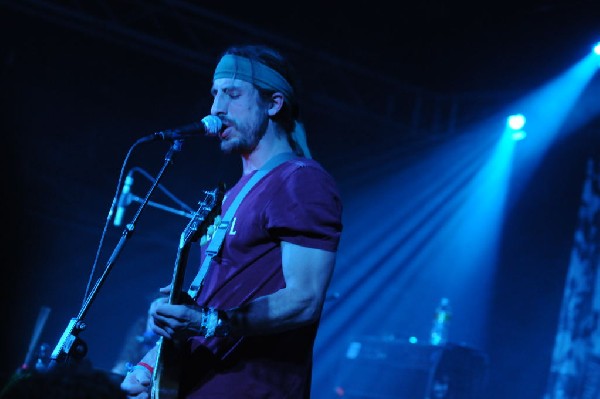 Full Service at La Zona Rosa, Austin Texas 03/05/2010