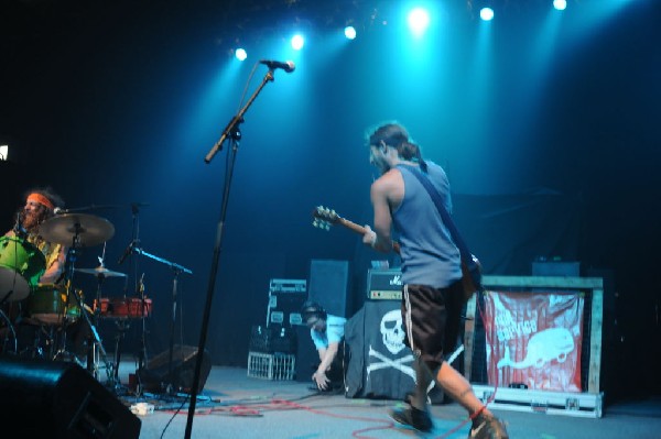 Full Service at The Austin Music Hall, Austin, Texas