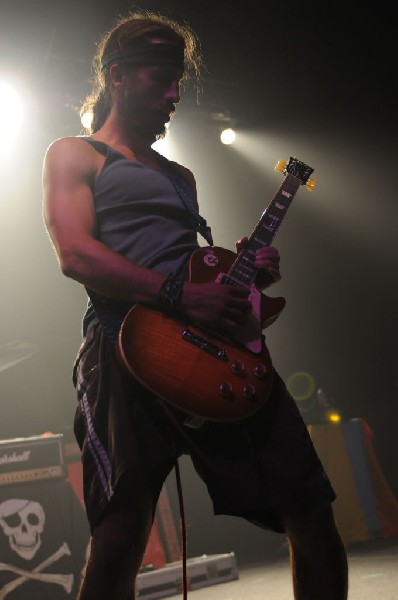 Full Service at The Austin Music Hall, Austin, Texas