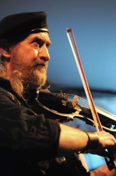 Gogol Bordello at Stubb's BarBQ, Austin, Texas April 14, 2011 - photo by Je