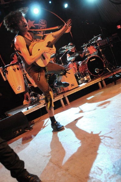 Gogol Bordello at Stubb's BarBQ, Austin, Texas April 14, 2011 - photo by Je