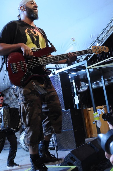 Gogol Bordello at Stubb's BarBQ, Austin, Texas April 14, 2011 - photo by Je