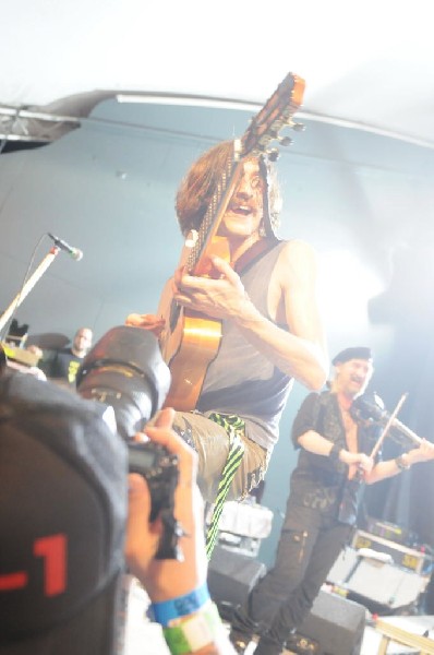 Gogol Bordello at Stubb's BarBQ, Austin, Texas April 14, 2011 - photo by Je