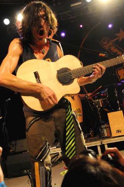 Gogol Bordello at Stubb's BarBQ, Austin, Texas April 14, 2011 - photo by Je