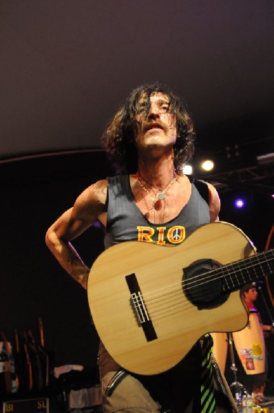 Gogol Bordello at Stubb's BarBQ, Austin, Texas April 14, 2011 - photo by Je