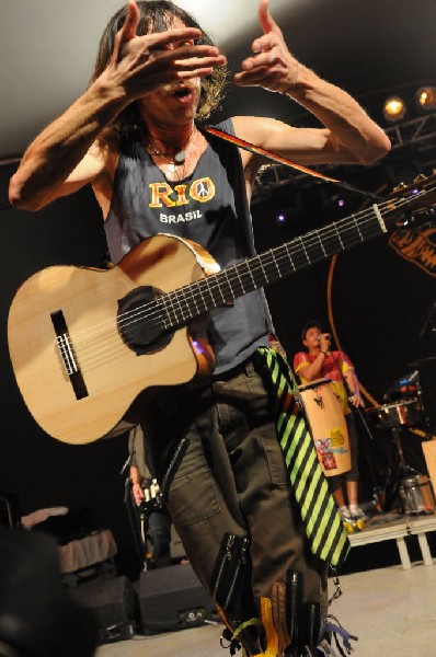 Gogol Bordello at Stubb's BarBQ, Austin, Texas April 14, 2011 - photo by Je