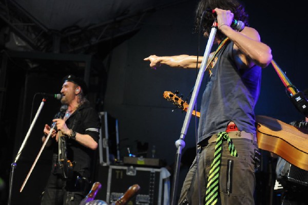 Gogol Bordello at Stubb's BarBQ, Austin, Texas April 14, 2011 - photo by Je