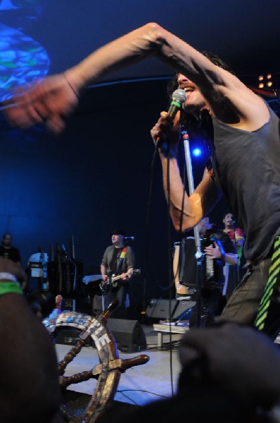 Gogol Bordello at Stubb's BarBQ, Austin, Texas April 14, 2011 - photo by Je