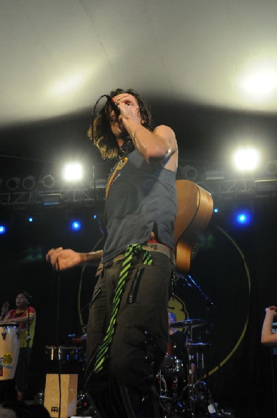 Gogol Bordello at Stubb's BarBQ, Austin, Texas April 14, 2011 - photo by Je