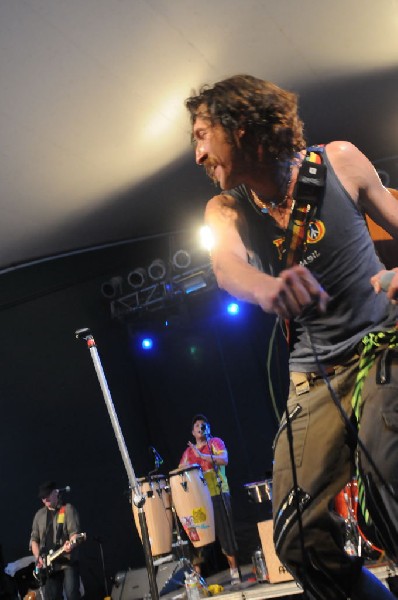 Gogol Bordello at Stubb's BarBQ, Austin, Texas April 14, 2011 - photo by Je