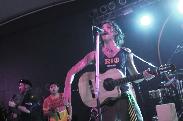 Gogol Bordello at Stubb's BarBQ, Austin, Texas April 14, 2011 - photo by Je