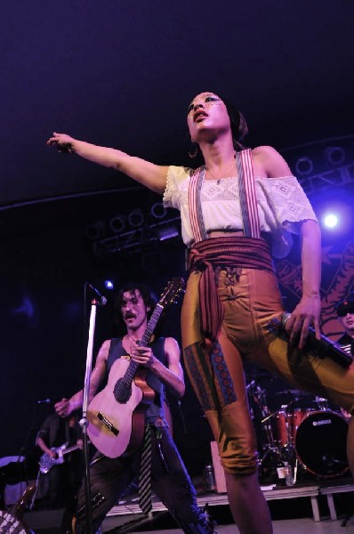 Gogol Bordello at Stubb's BarBQ, Austin, Texas April 14, 2011 - photo by Je