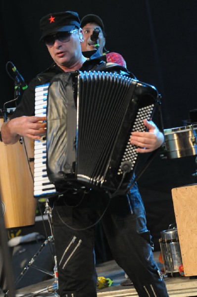Gogol Bordello at Stubb's BarBQ, Austin, Texas April 14, 2011 - photo by Je