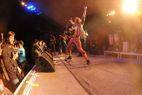 Gogol Bordello at Stubb's BarBQ, Austin, Texas - 11/01/09