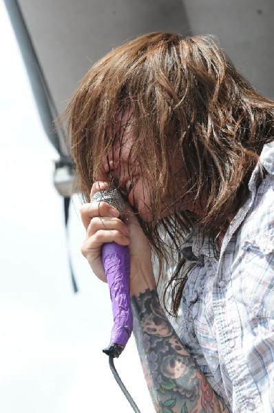 Greeley Estates on the Hurley Stage, Warped Tour, Verizon Wireless Amphithe