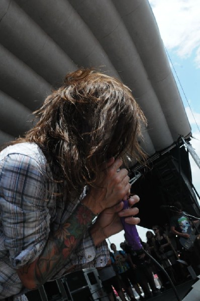 Greeley Estates on the Hurley Stage, Warped Tour, Verizon Wireless Amphithe