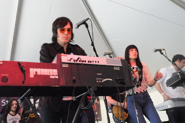 Phenomenal Handclap Band at IODA Party, Emo's Annex, SXSW 2009