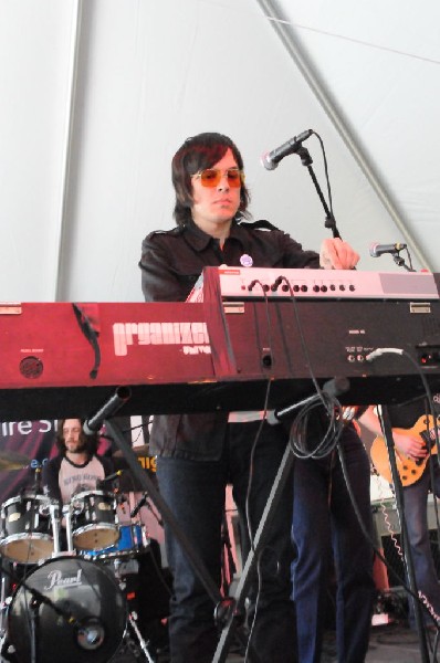 Phenomenal Handclap Band at IODA Party, Emo's Annex, SXSW 2009