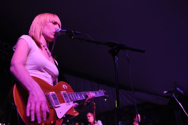 Heartless Bastards at Stubb's BarBQ, Austin, Texas - 10/30/09