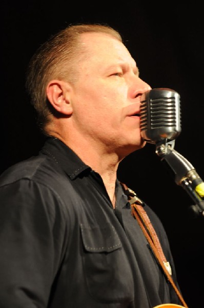 Reverend Horton Heat at Stubb's BarBQ, Austin, Texas 06/10/10 - photo by Je