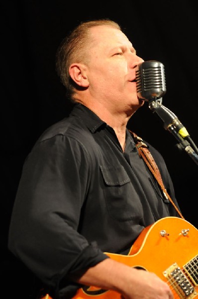 Reverend Horton Heat at Stubb's BarBQ, Austin, Texas 06/10/10 - photo by Je