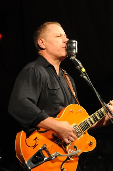 Reverend Horton Heat at Stubb's BarBQ, Austin, Texas 06/10/10 - photo by Je