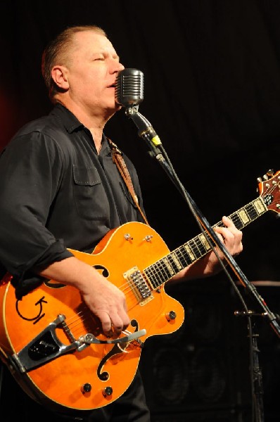 Reverend Horton Heat at Stubb's BarBQ, Austin, Texas 06/10/10 - photo by Je