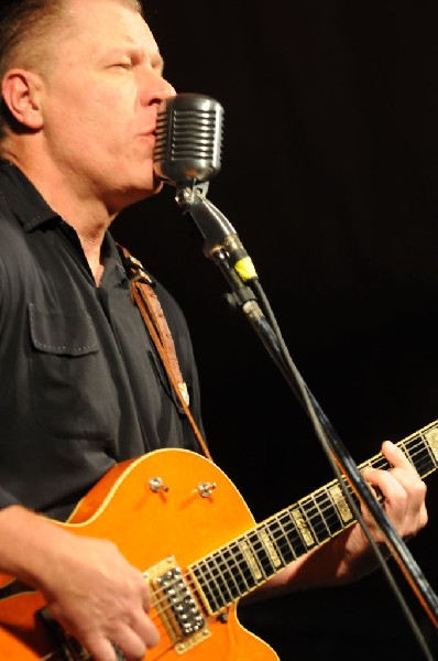 Reverend Horton Heat at Stubb's BarBQ, Austin, Texas 06/10/10 - photo by Je