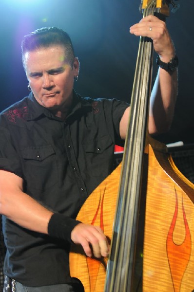 Reverend Horton Heat at Stubb's BarBQ, Austin, Texas 06/10/10 - photo by Je