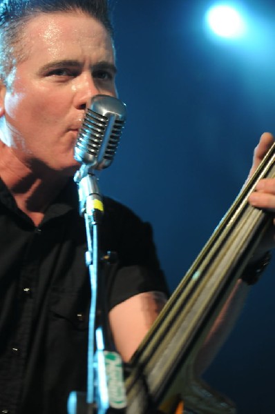 Reverend Horton Heat at Stubb's BarBQ, Austin, Texas 06/10/10 - photo by Je