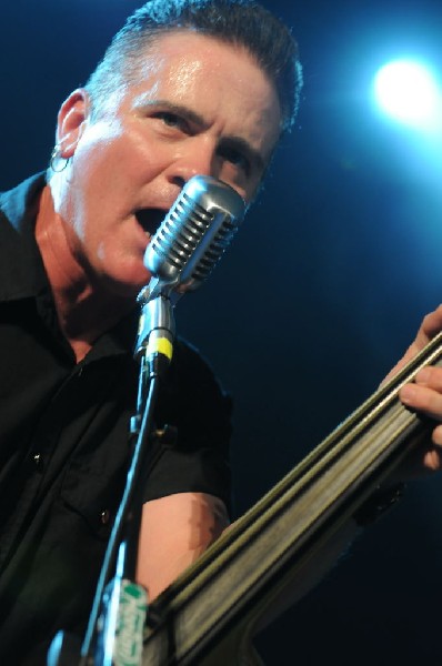 Reverend Horton Heat at Stubb's BarBQ, Austin, Texas 06/10/10 - photo by Je