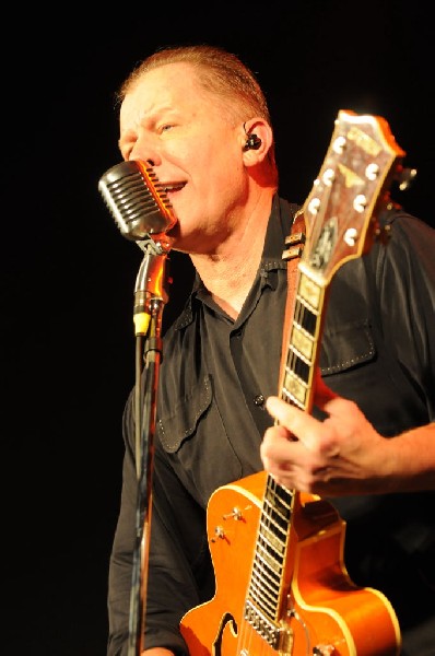Reverend Horton Heat at Stubb's BarBQ, Austin, Texas 06/10/10 - photo by Je