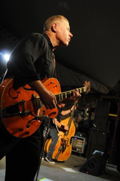 Reverend Horton Heat at Stubb's BarBQ, Austin, Texas 06/10/10 - photo by Je
