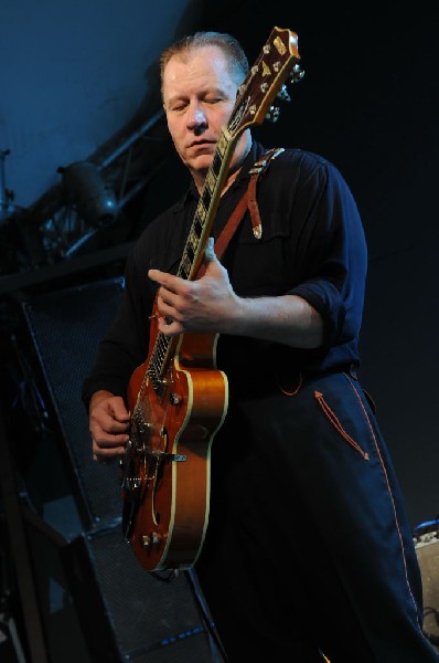 Reverend Horton Heat at Stubb's BarBQ, Austin, Texas 06/10/10 - photo by Je