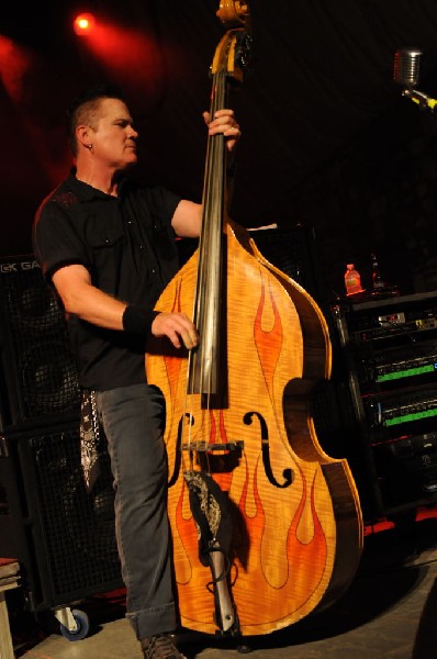 Reverend Horton Heat at Stubb's BarBQ, Austin, Texas 06/10/10 - photo by Je