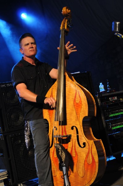 Reverend Horton Heat at Stubb's BarBQ, Austin, Texas 06/10/10 - photo by Je