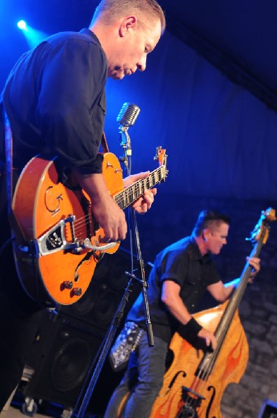 Reverend Horton Heat at Stubb's BarBQ, Austin, Texas 06/10/10 - photo by Je
