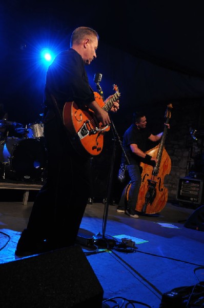 Reverend Horton Heat at Stubb's BarBQ, Austin, Texas 06/10/10 - photo by Je
