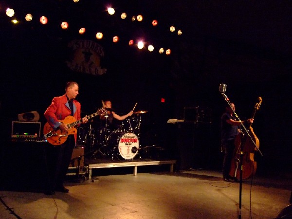 The Reverend Horton Heat at Stubbs BarBQ, Austin, Tx