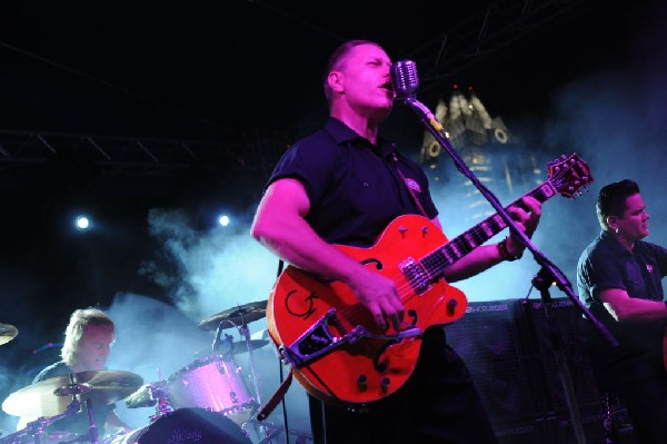 Reverend Horton Heat at the Freak Show Festival, Austin, Texas 10/23/10 - p