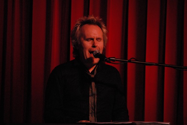 Howard Jones and Robin "The Itch" Boult at the Cactus Cafe, Austi