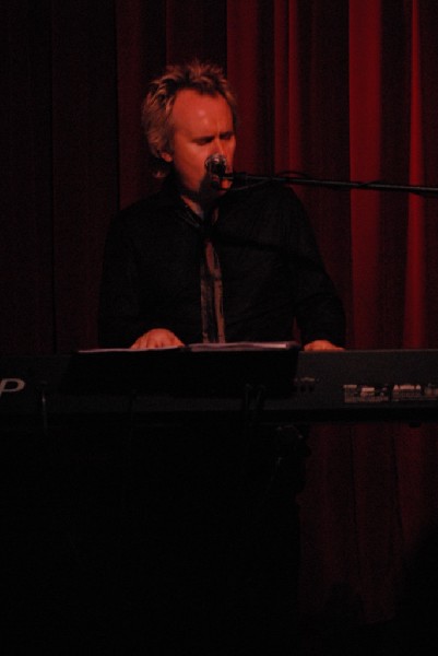 Howard Jones and Robin "The Itch" Boult at the Cactus Cafe, Austi