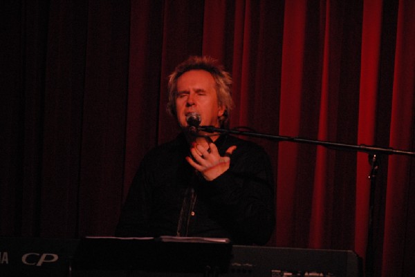 Howard Jones and Robin "The Itch" Boult at the Cactus Cafe, Austi