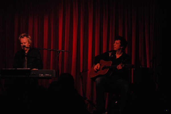 Howard Jones and Robin "The Itch" Boult at the Cactus Cafe, Austi