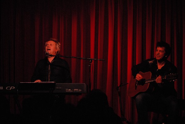 Howard Jones and Robin "The Itch" Boult at the Cactus Cafe, Austi