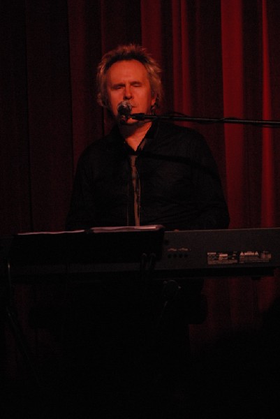 Howard Jones and Robin "The Itch" Boult at the Cactus Cafe, Austi