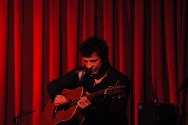 Howard Jones and Robin "The Itch" Boult at the Cactus Cafe, Austi