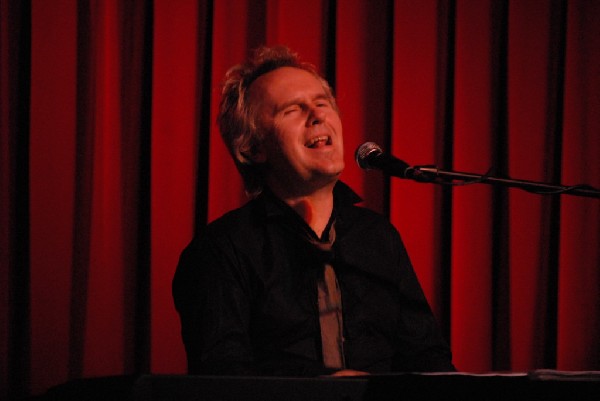 Howard Jones and Robin "The Itch" Boult at the Cactus Cafe, Austi